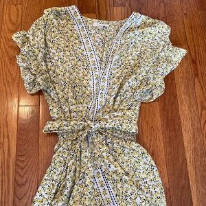 Max Studio Yellow Floral Blouse